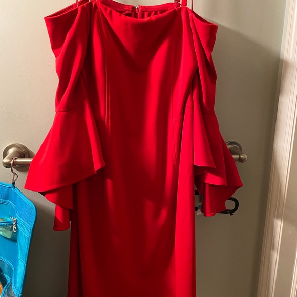 Beautiful Red Dress - Picture 3 of 5